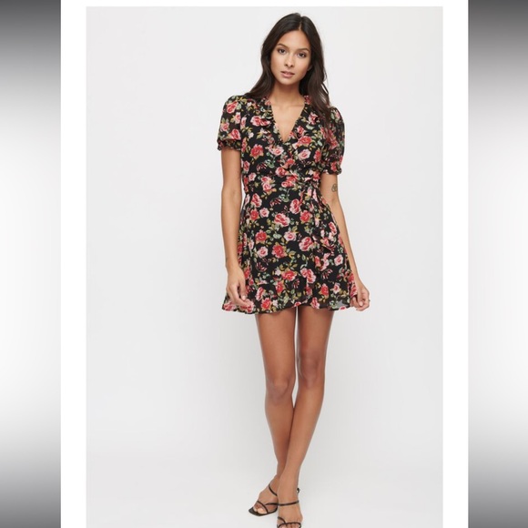 DYNAMITE Romantic Floral Dress - Picture 3 of 15